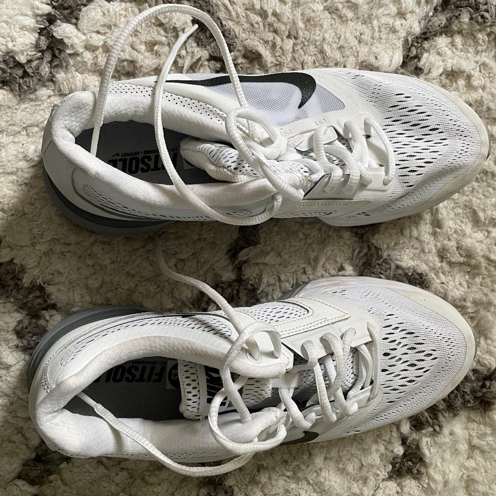 Nike Trifusion Run shoes